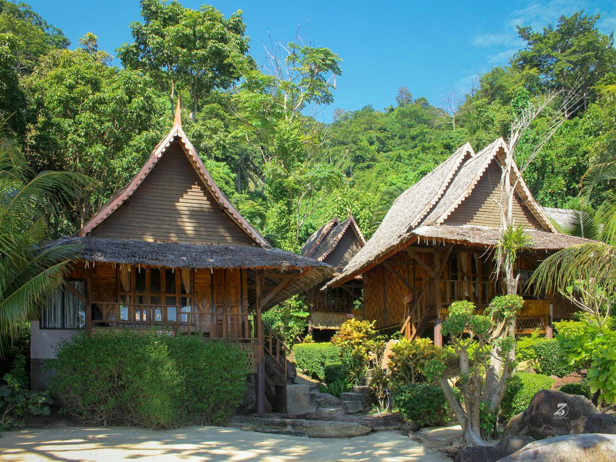 Phi Phi Relax Beach Resort Exterior photo
