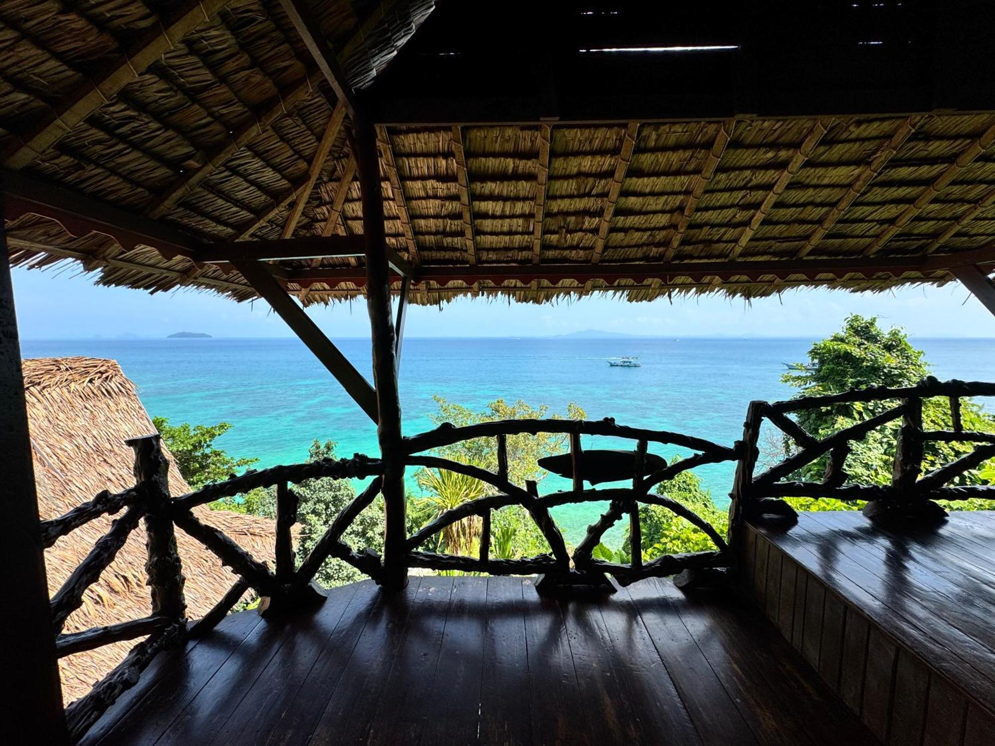 Phi Phi Relax Beach Resort Exterior photo